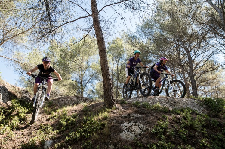 Liv vtt féminin camp12