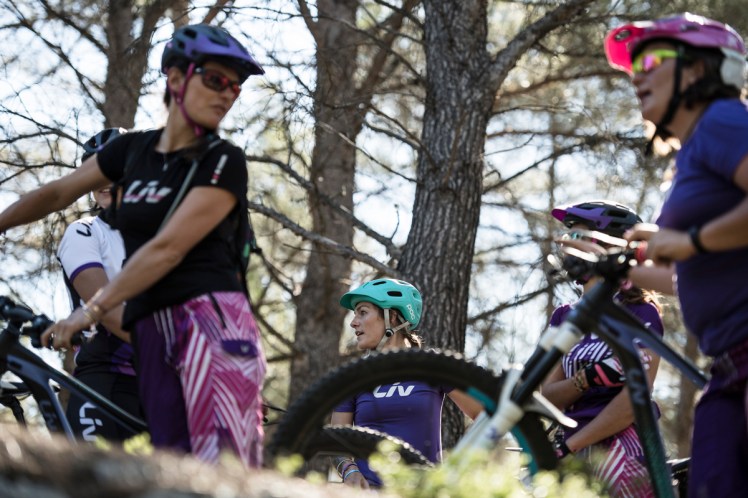 Liv vtt féminin camp6