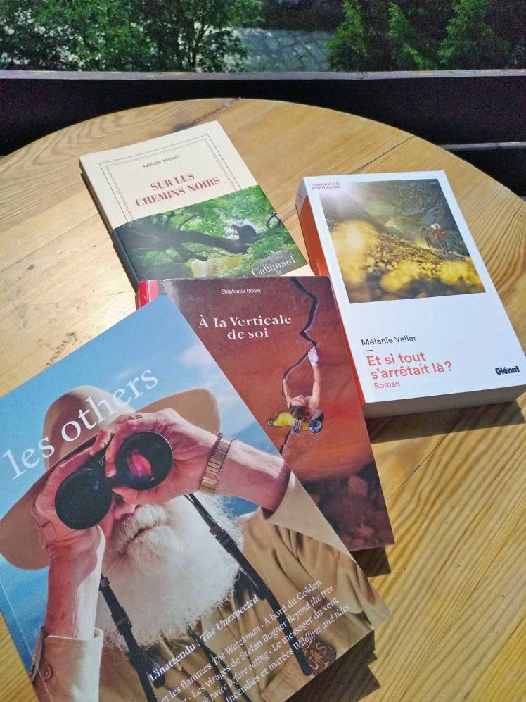 LIVRES-MONTAGNE.jpg