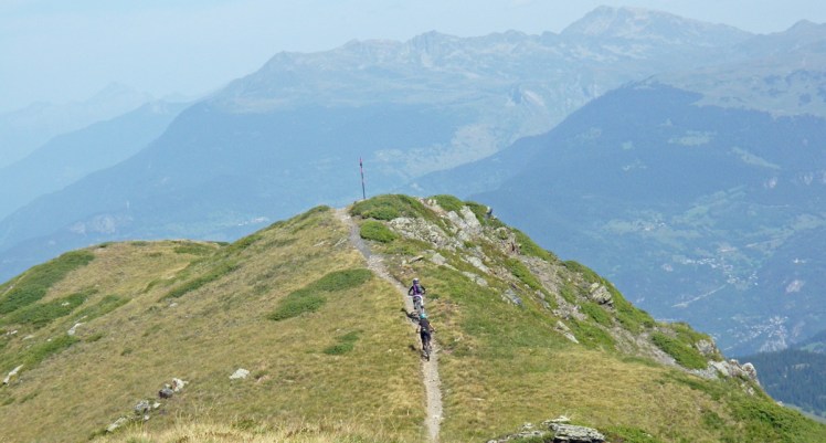 Meribel vtt bikepark enduro16.jpg