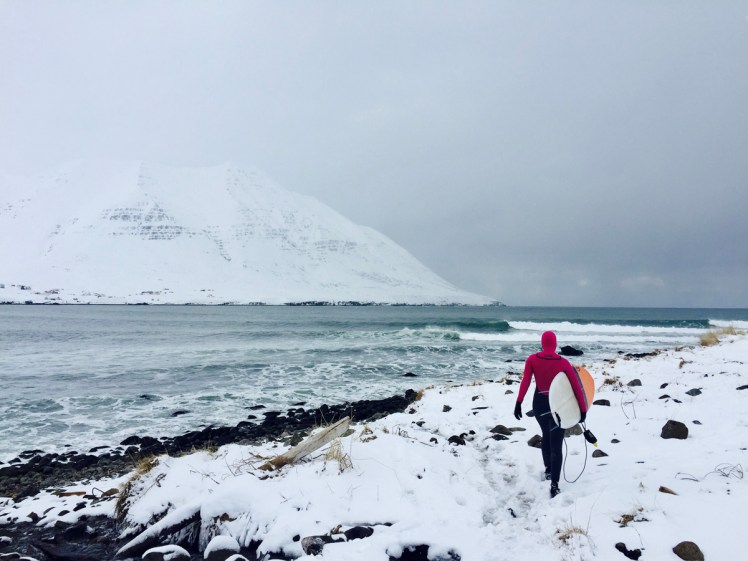 islande sur snowboard féminin